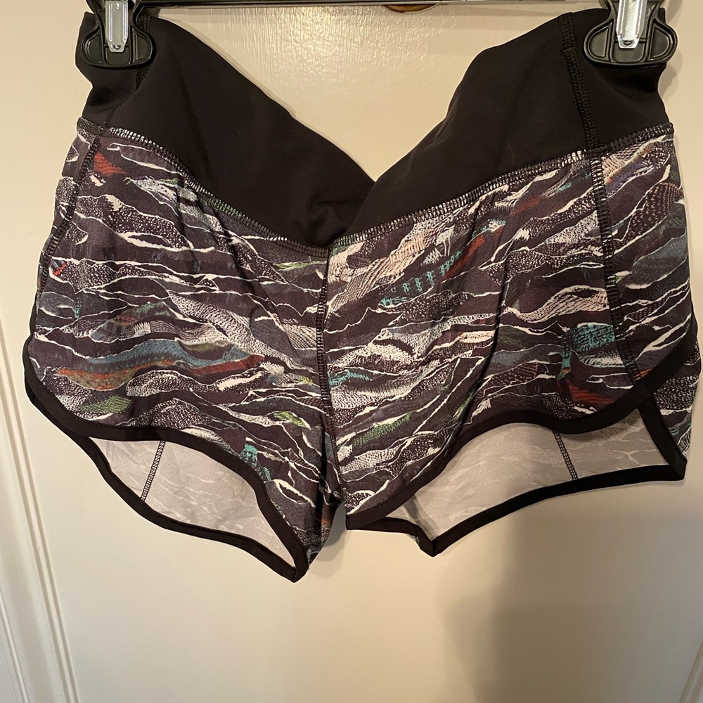 Lululemon run short multicolor
